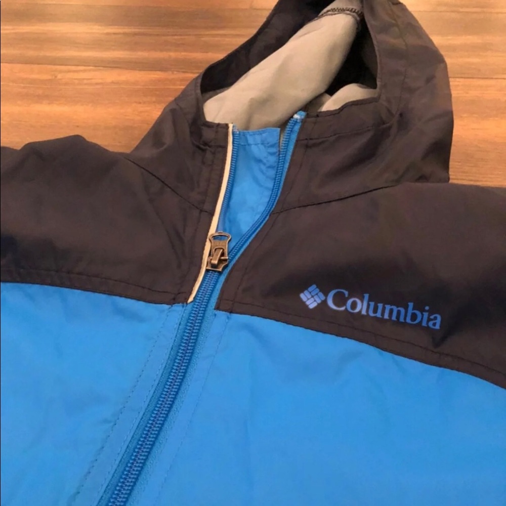 Columbia windbreaker